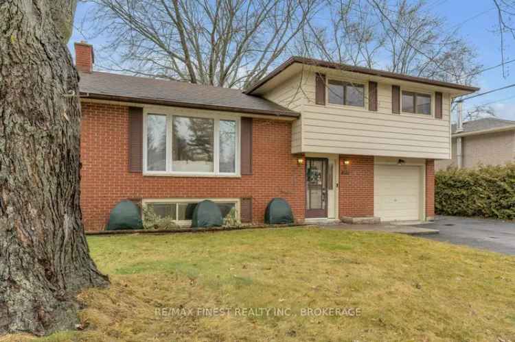 House For Sale in Greater Napanee, Ontario