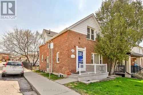 Family Home with Income Potential Silverthorn Toronto