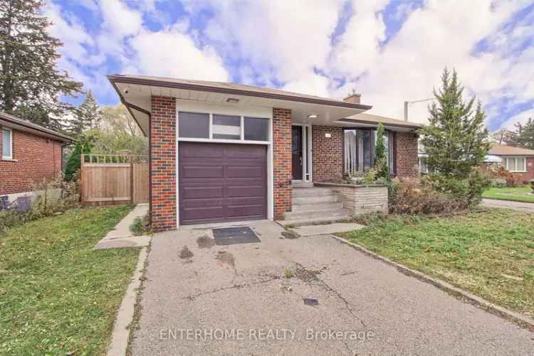 House For Sale in 6, Wallbridge Court, Toronto, Ontario