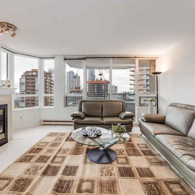 Bright 2-Bed Corner Unit at The Evergreen Near Metrotown