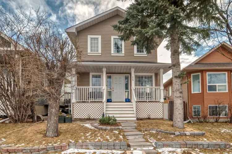 House For Sale in Calgary, Alberta