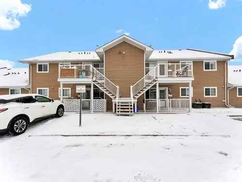 Townhouse For Sale In NE Crescent Heights, Medicine Hat, Alberta