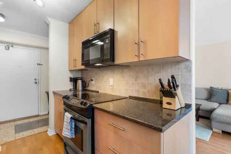 Condo For Sale in New Westminster, British Columbia