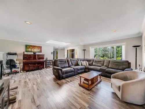 House For Sale In Cloverdale, Surrey, British Columbia