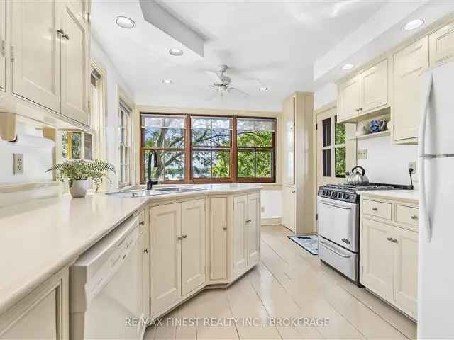 House For Sale in Kingston, Ontario