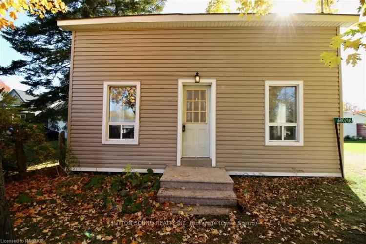 House For Sale in Chatsworth, Ontario