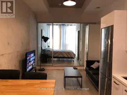 1 room apartment of 83 m² in Toronto