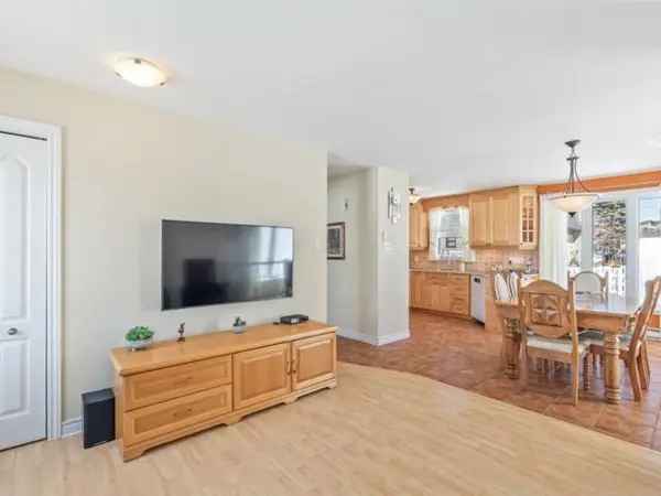 4 Bedroom Bungalow for Sale Near Schools and Parks