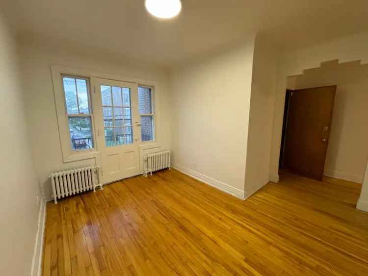 Apartment For Rent in Montreal, Quebec