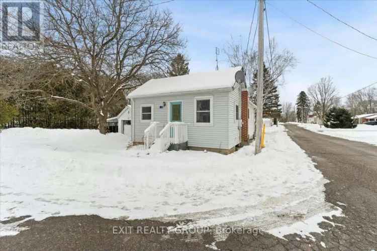 Frankford Bungalow 2-Bedroom 1-Bathroom Detached Garage