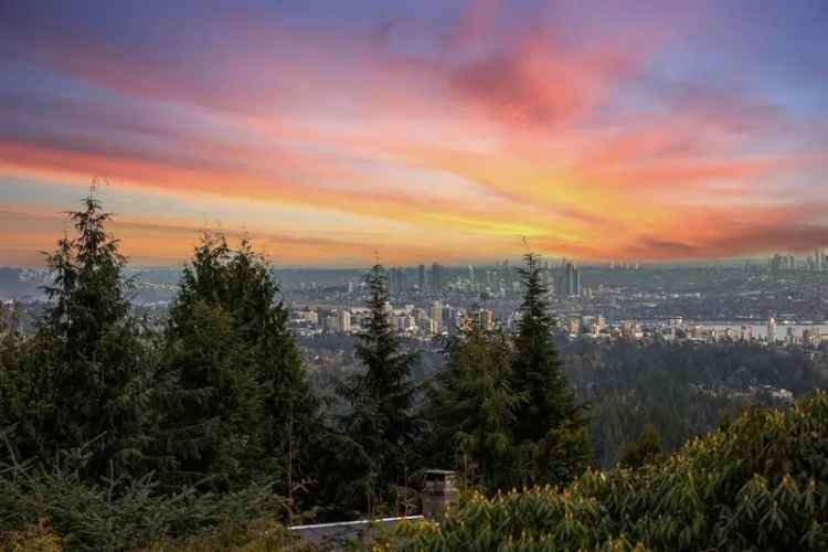 4 Bedroom Single Family Home with Panoramic Views