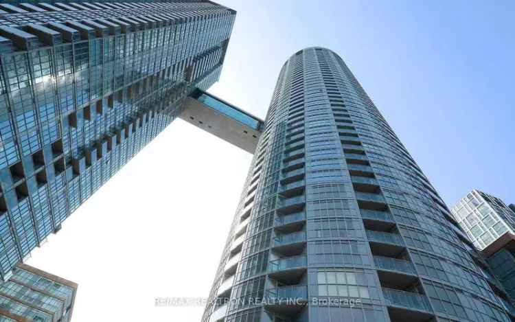 Rent Lakeview Apartment in Toronto with Modern Amenities