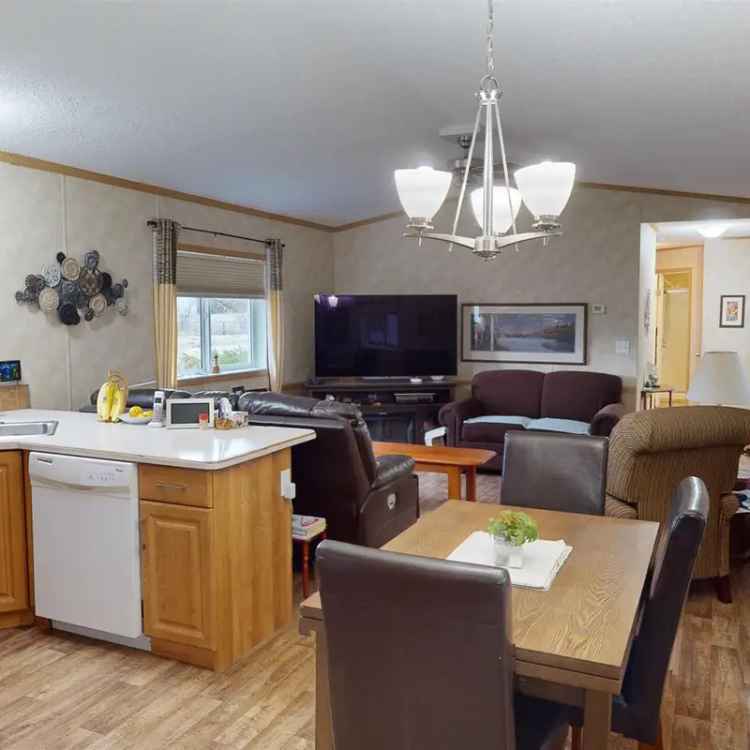 Buy Manufactured Home in Mount Vista Park with Modern Features