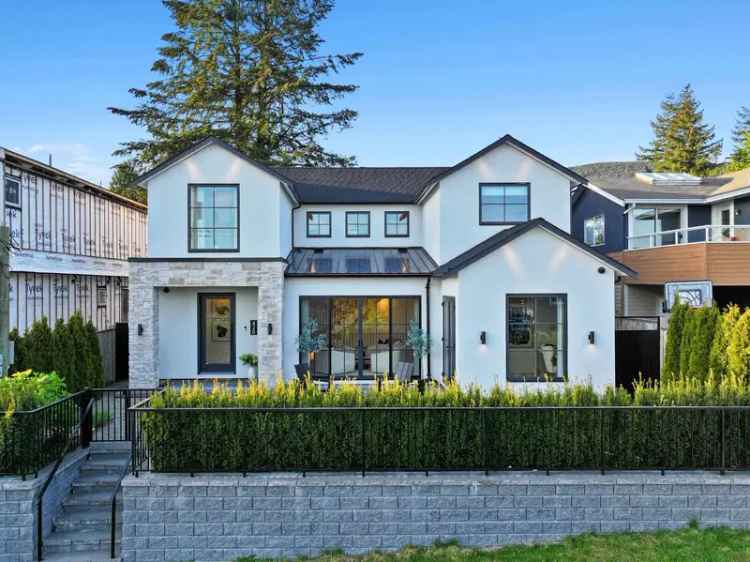 5 Bedroom Farmhouse in North Vancouver