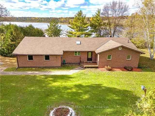 House For Sale in Greater Madawaska, Ontario