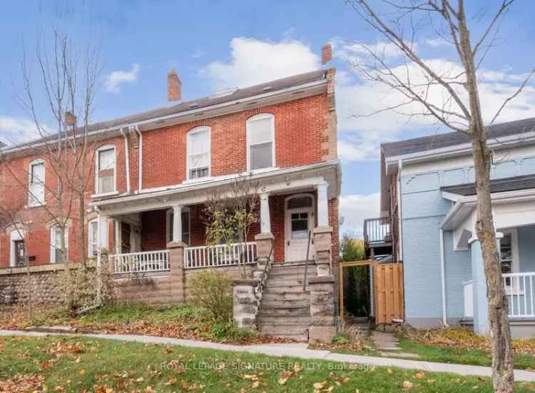 Victorian Semi-Detached Home in Downtown Orangeville