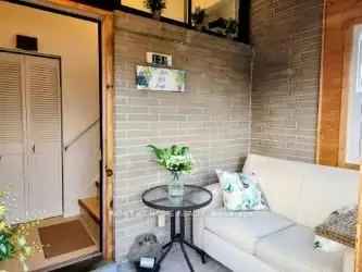 3 Bedroom Home Near Upper Canada Mall Newmarket