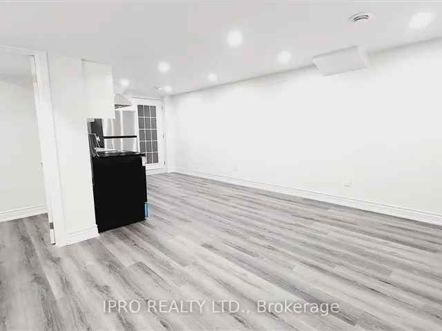 Central Mississauga 2-Bedroom Basement Apartment Near Square One