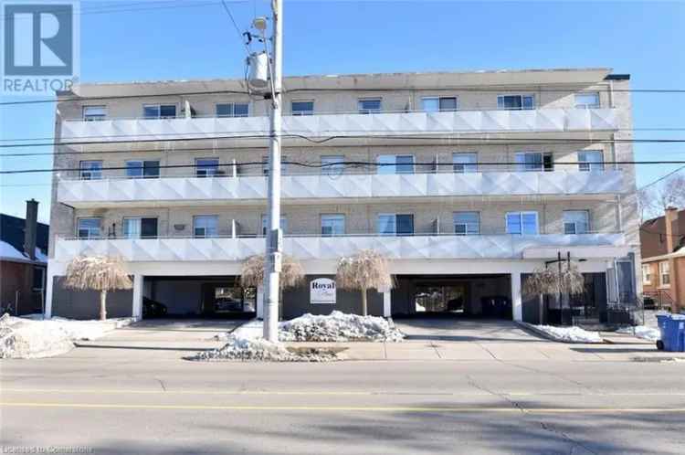 2 Bed 2 Bath Condo near Juravinski Hospital