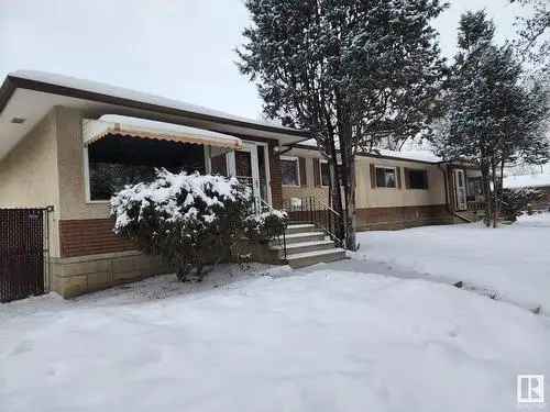 House For Sale In Delton, Edmonton, Alberta