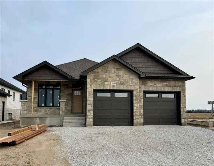 Buy Bungalow in Port Elgin with 4 Bedrooms and Modern Features