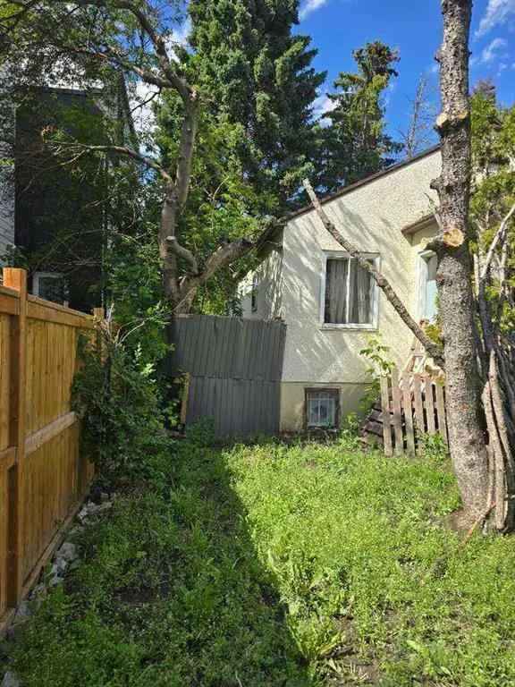 House For Rent in Calgary, Alberta