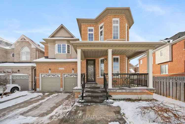 House For Sale in 142, West Lawn Crescent, Whitchurch-Stouffville, Ontario