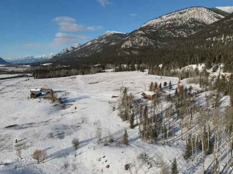 East Kootenay Acreage with Big Views - Brisco, BC