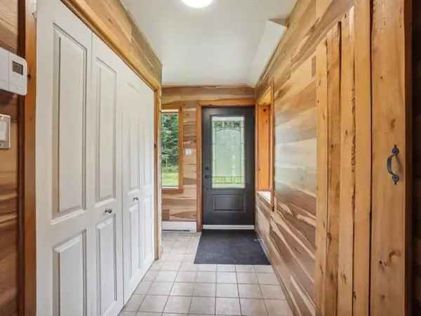 Two or More Storey House for Sale on Lac Chaud