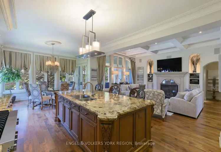 Custom Built Bungalow for Sale in King Valley Estates with Luxury Features