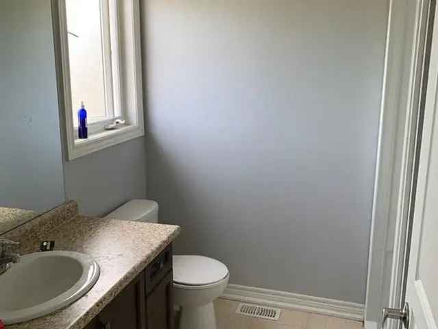 3 Bedroom Detached House For Rent in Welland, ON