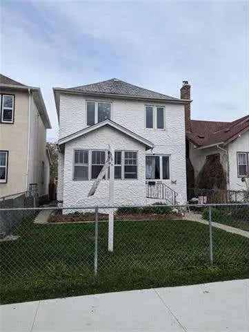 Winnipeg Duplex Investment Opportunity High Rental Potential