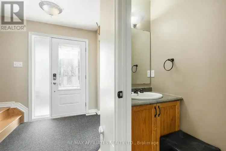 Spacious 2-Storey Furnished Home in Embrun - 11 Month Lease