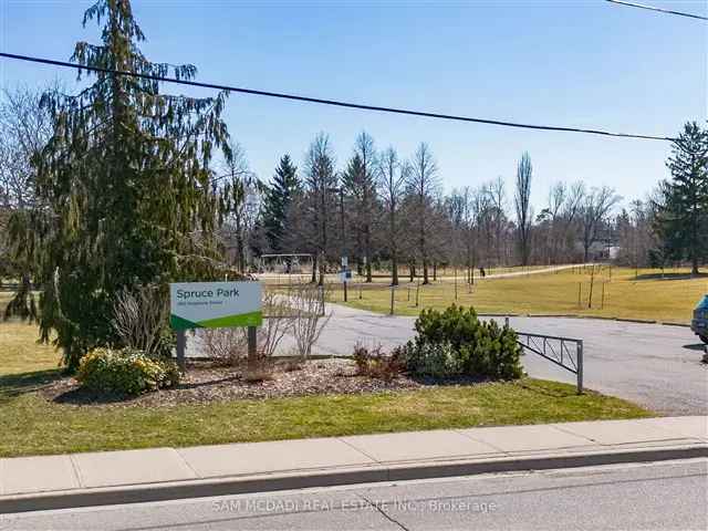 House For Sale in Mississauga, Ontario