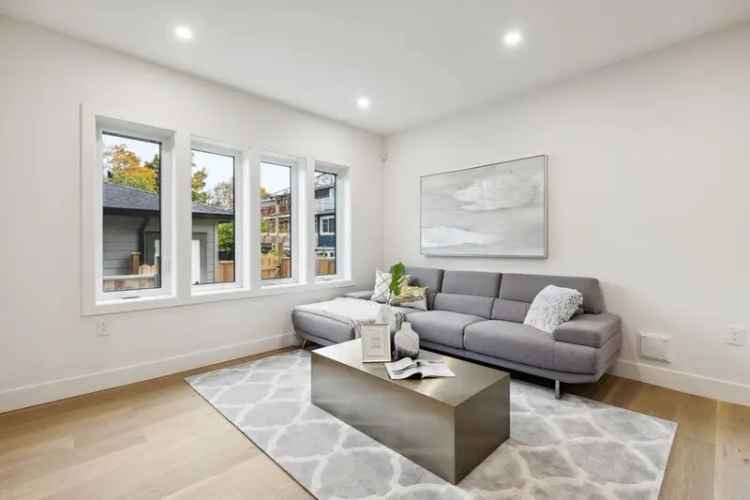 Kitsilano 1 2 Duplex with 2 1 Bedrooms and Premium Features