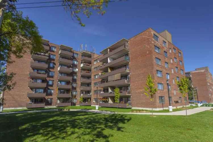 Apartment For Rent in Dorval, Quebec