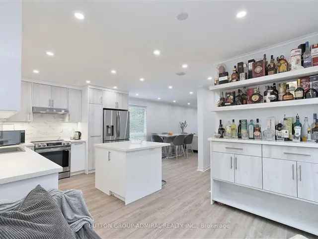 4 Br 4 Wr House in Mississauga  Basement Renovated New Kitchen