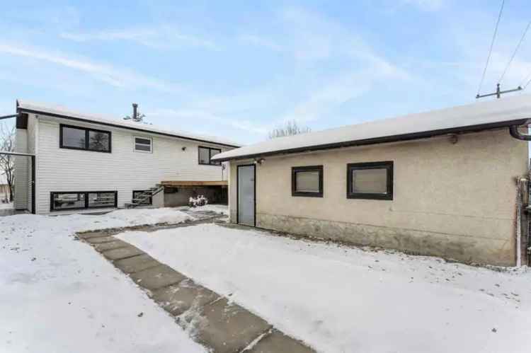 House For Rent in Calgary, Alberta