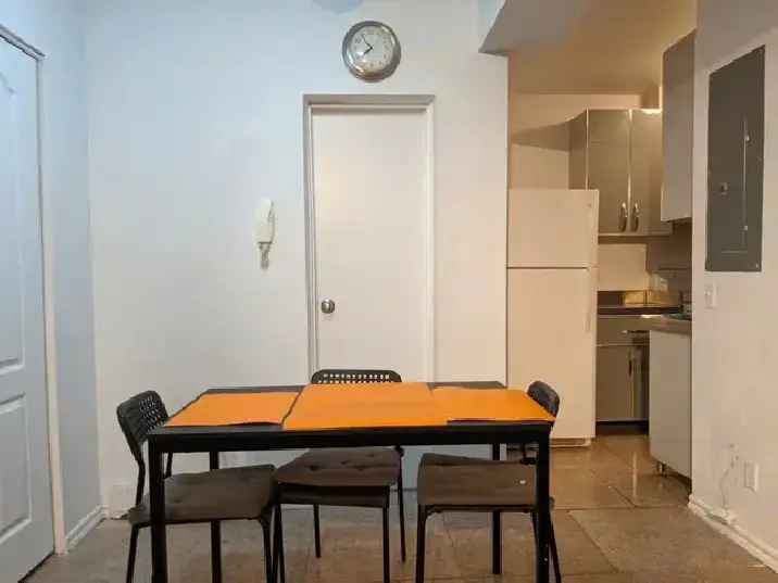 3 1/2 apt with 2 bedrooms