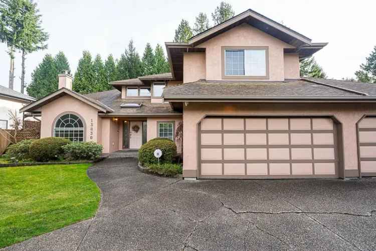 Family Home in Bell Park Surrey, Spacious Layout, 4 Bedrooms, Triple Garage