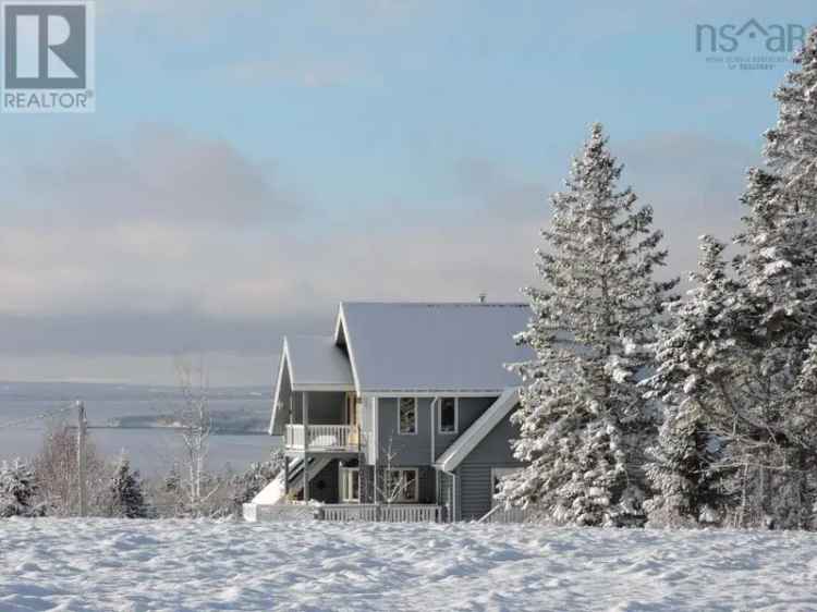 Buy log home in Upper Economy with stunning views and great features