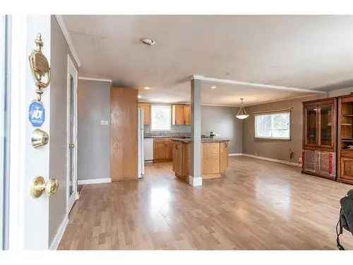 House For Sale In Hamptons, Medicine Hat, Alberta