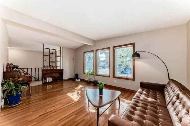 5 Bedroom Varsity Home Updated Near Parks and Amenities
