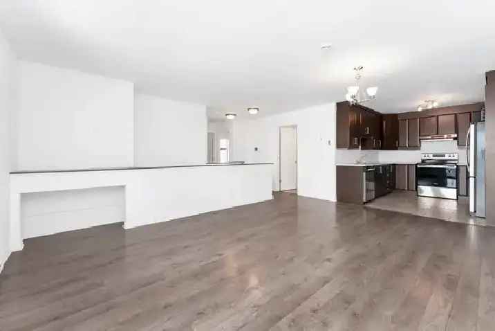 Renovated 2-Bedroom Apartment for Rent in Ottawa Plateau