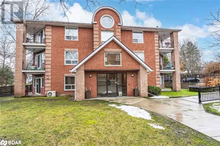 Apartment For Sale in 131, Clapperton Street, Barrie, Ontario