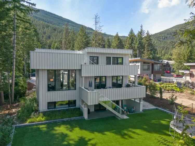 Buy House in Whistler with 6 Bedrooms and Mountain Views