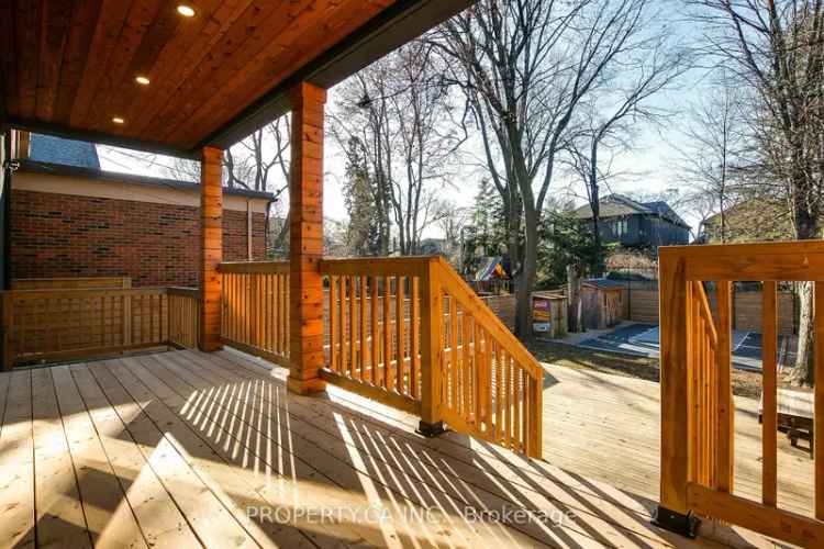 House For Sale in Toronto, Ontario