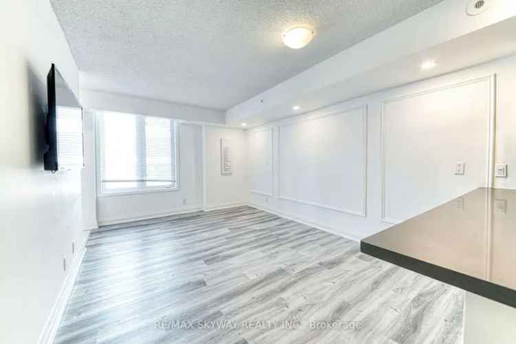 Stylish 2-Bedroom Condo in Toronto - Modern & Move-In Ready