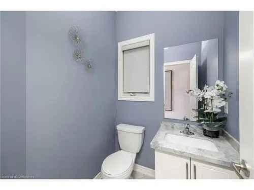 Luxury Semi-Detached Home in Oakville Glenorchy