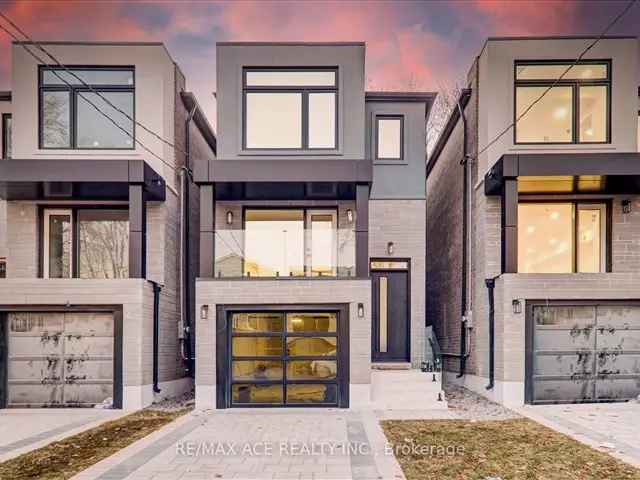 House For Sale in Toronto, Ontario